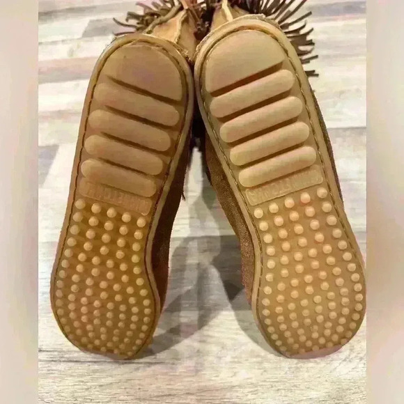 MInnatonka Women's Dusty Brown Suede 2 Layer Fringe Knee High Boot Moccasins - Picture 5 of 6